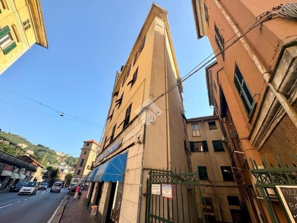 appartamento in vendita a Genova in zona Pontedecimo