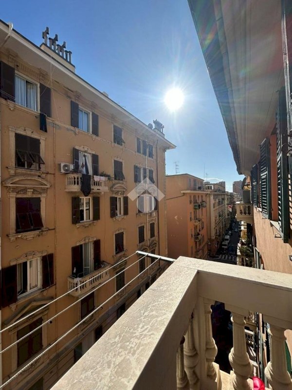 appartamento in vendita a Genova in zona Sampierdarena
