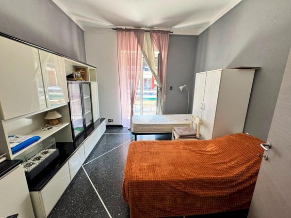 appartamento in vendita a Genova in zona Sampierdarena