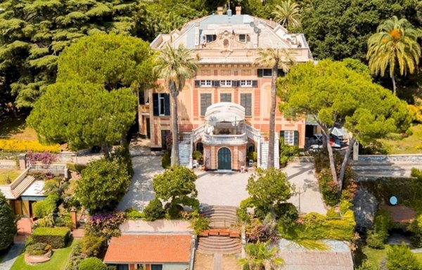 casa indipendente in vendita a Genova