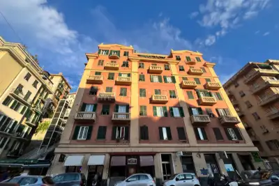 casa indipendente in vendita a Genova in zona Marassi