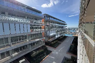 appartamento in vendita a Genova in zona Carignano