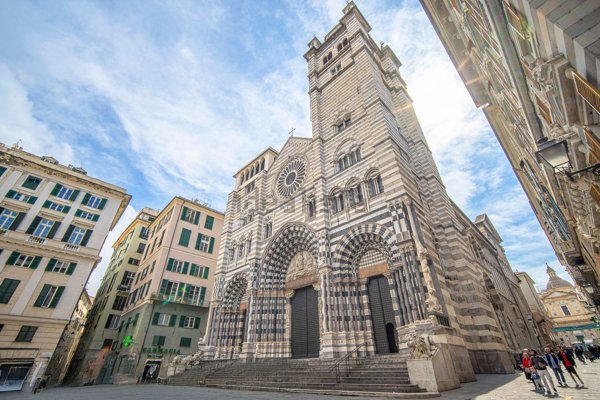 appartamento in vendita a Genova in zona Sottoripa / Maddalena / Molo