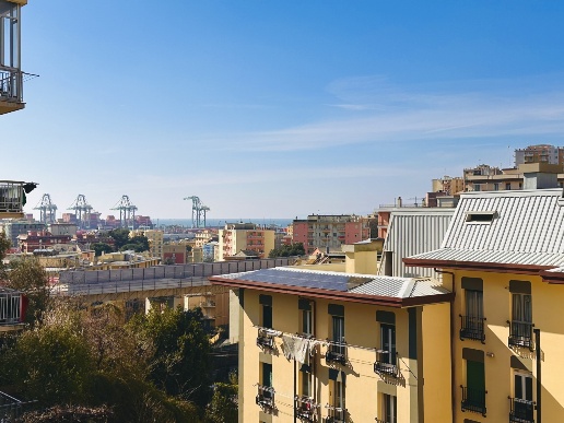 appartamento in vendita a Genova in zona Palmaro / Pra'
