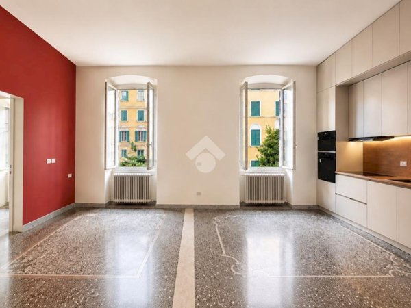 appartamento in vendita a Genova in zona Carignano