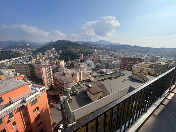 appartamento in vendita a Genova in zona Marassi