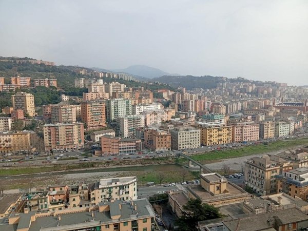 appartamento in vendita a Genova in zona Marassi