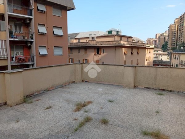 appartamento in vendita a Genova in zona Marassi