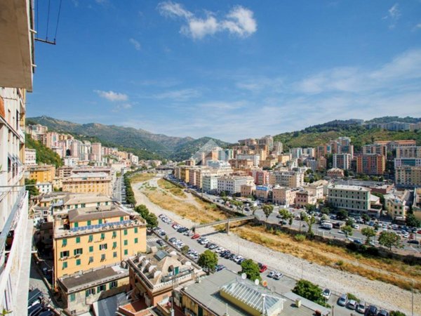 appartamento in vendita a Genova in zona Marassi