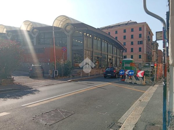 appartamento in vendita a Genova in zona Marassi