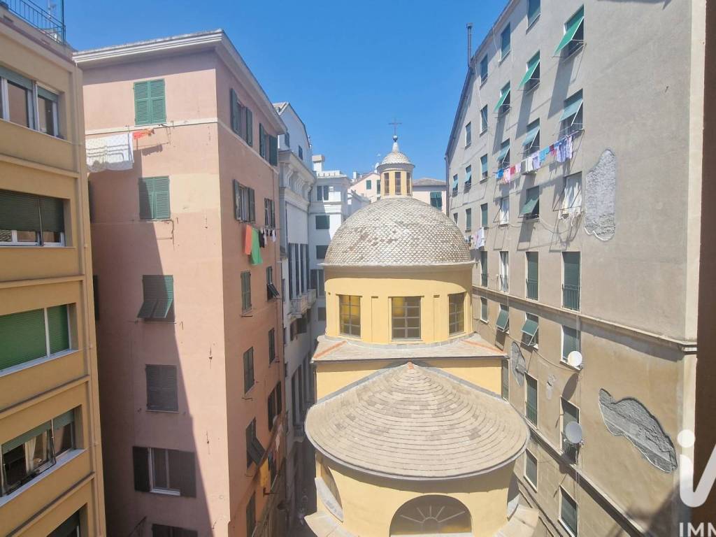 ufficio in vendita a Genova in zona Sottoripa / Maddalena / Molo