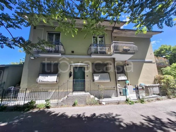 appartamento in vendita a Genova in zona Bavari