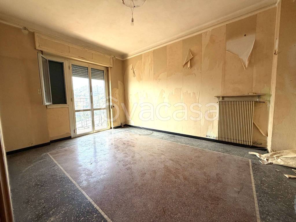 appartamento in vendita a Genova in zona Sampierdarena