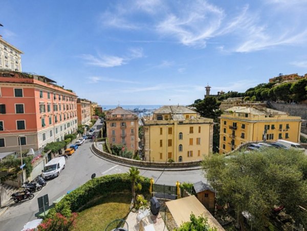 appartamento in vendita a Genova in zona Castelletto