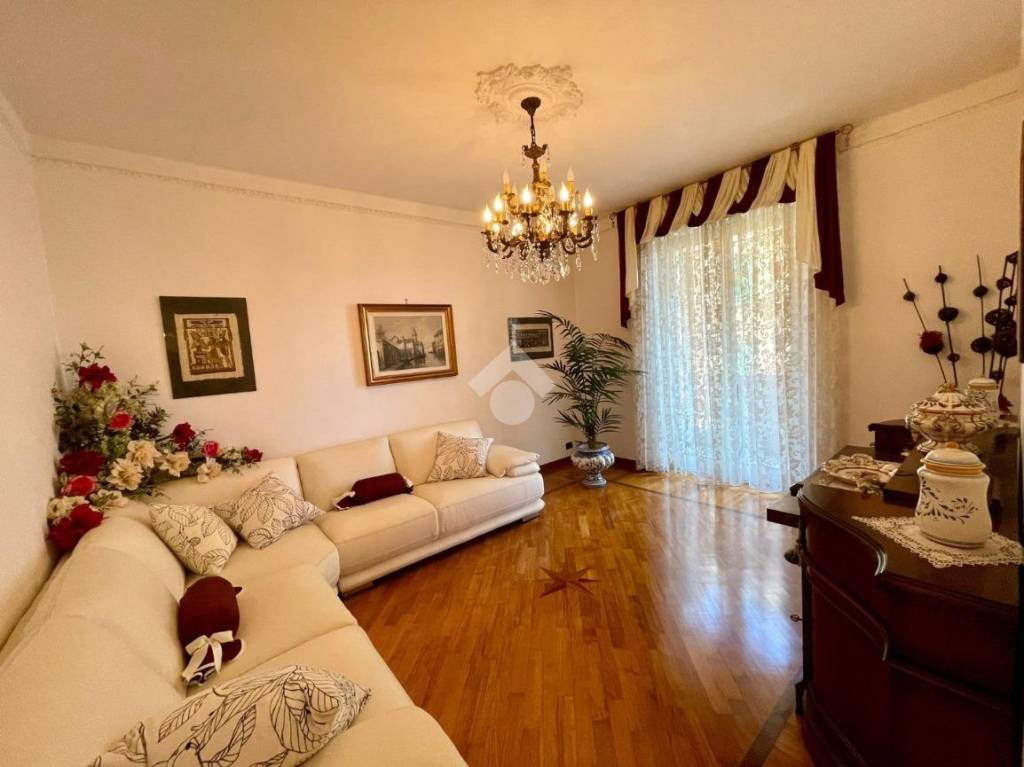 appartamento in vendita a Genova in zona Cornigliano