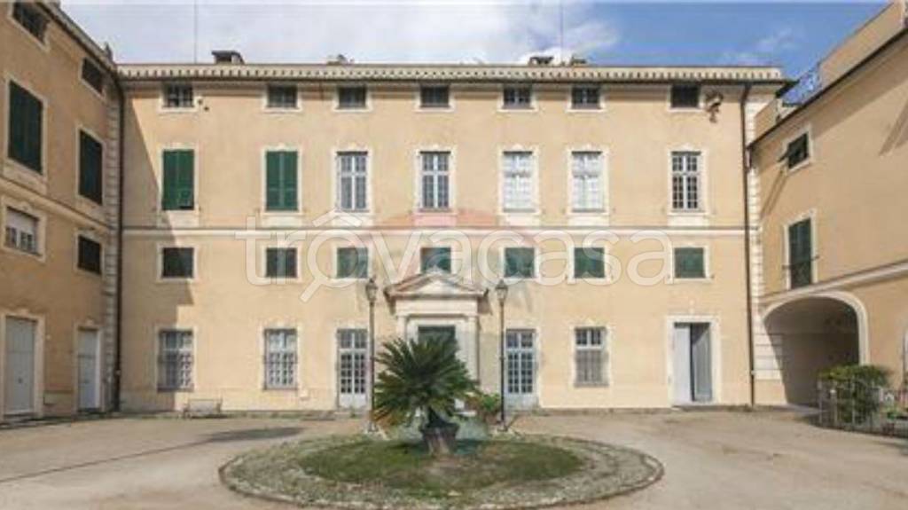 casa indipendente in vendita a Genova