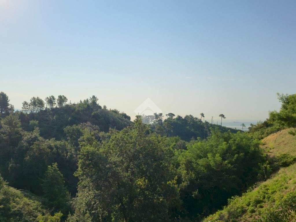 appartamento in vendita a Genova in zona Pegli