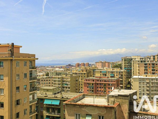 appartamento in vendita a Genova in zona Sampierdarena