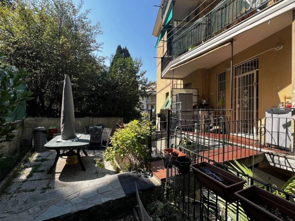 appartamento in vendita a Genova in zona Sturla