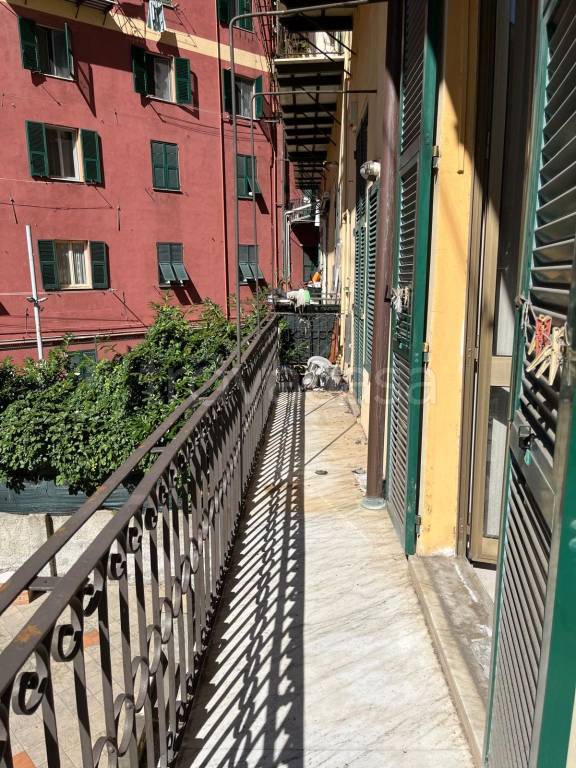 appartamento in vendita a Genova in zona Carignano