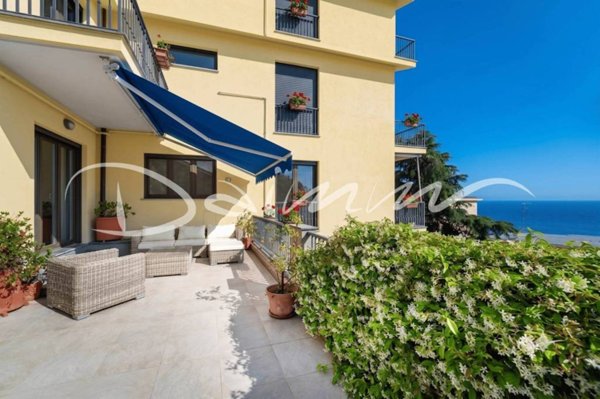 appartamento in vendita a Genova in zona Nervi