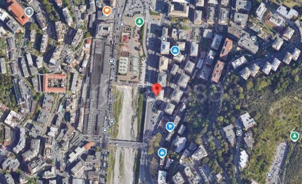 appartamento in vendita a Genova in zona Staglieno
