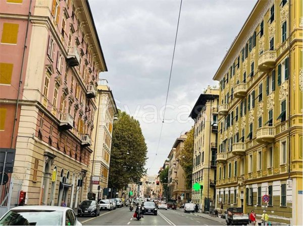 appartamento in vendita a Genova in zona Foce