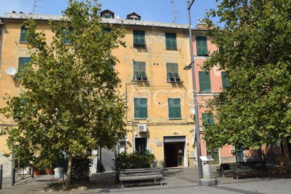 appartamento in vendita a Genova in zona Palmaro / Pra'
