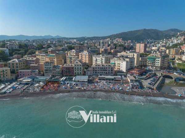 appartamento in vendita a Genova in zona Sturla