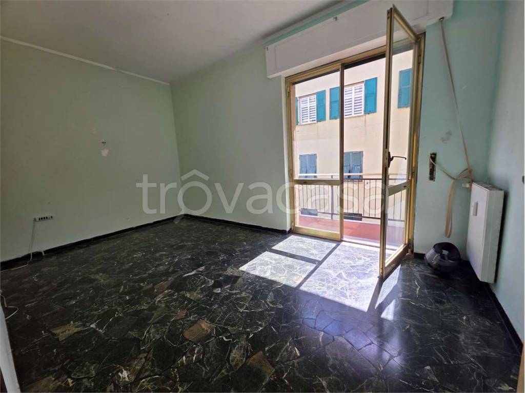 appartamento in vendita a Genova in zona Sampierdarena