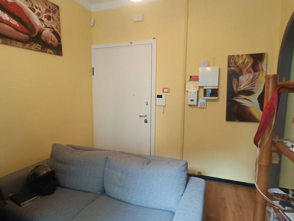 appartamento in vendita a Genova in zona Sampierdarena