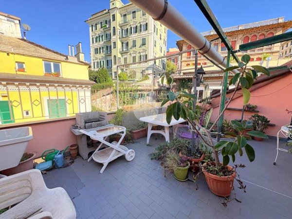 appartamento in vendita a Genova in zona Castelletto