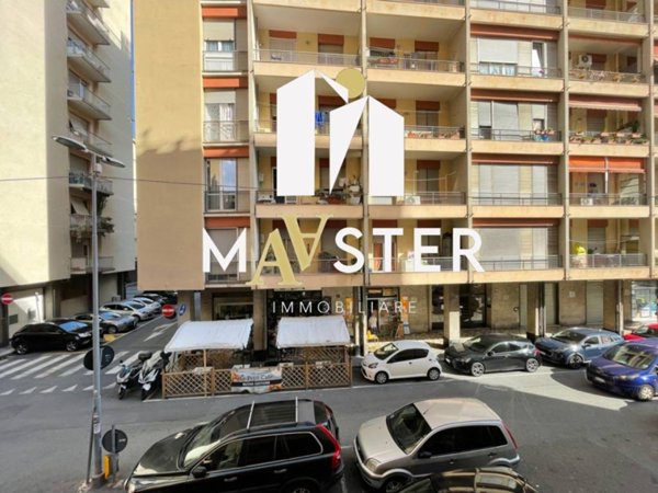 appartamento in vendita a Genova in zona Sestri Ponente