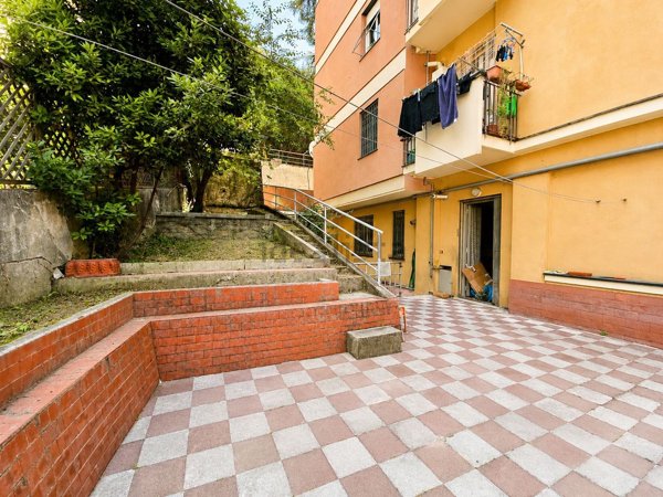 appartamento in vendita a Genova in zona Quezzi
