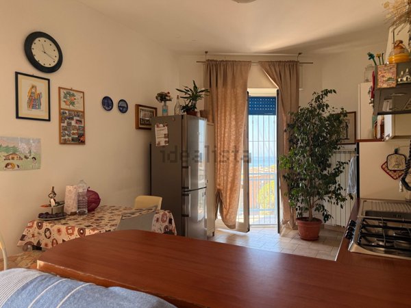 appartamento in vendita a Genova in zona Palmaro / Pra'