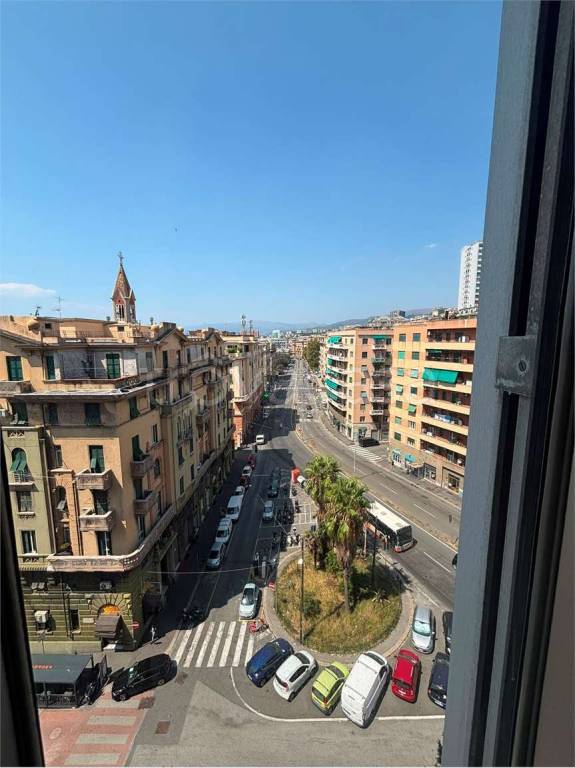 appartamento in vendita a Genova in zona Sampierdarena