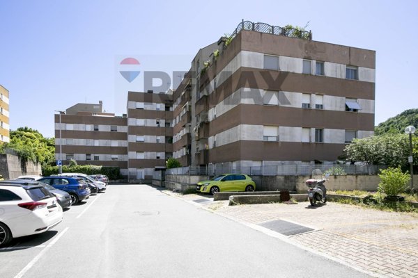 appartamento in vendita a Genova in zona Struppa