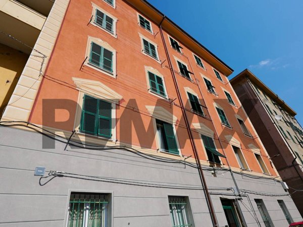 appartamento in vendita a Genova in zona Palmaro / Pra'