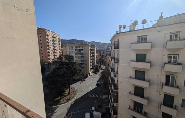 appartamento in vendita a Genova in zona Marassi