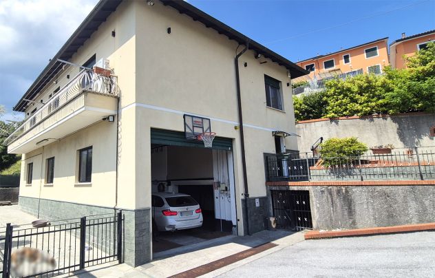 casa indipendente in vendita a Genova in zona Bolzaneto