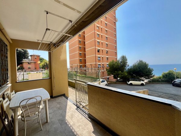 appartamento in vendita a Genova in zona Voltri