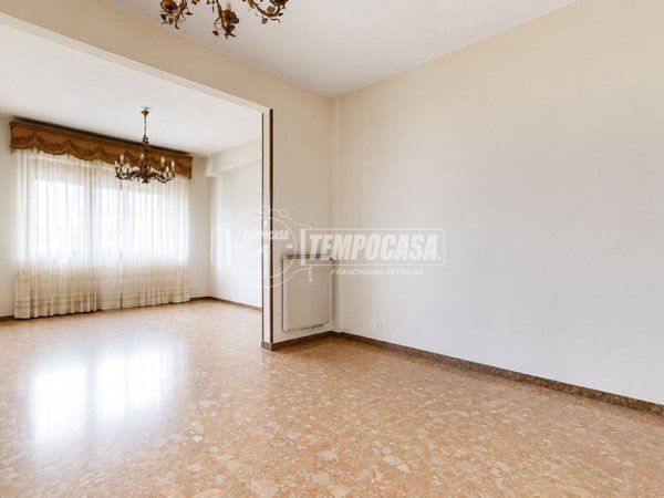 appartamento in vendita a Genova in zona Quinto al Mare