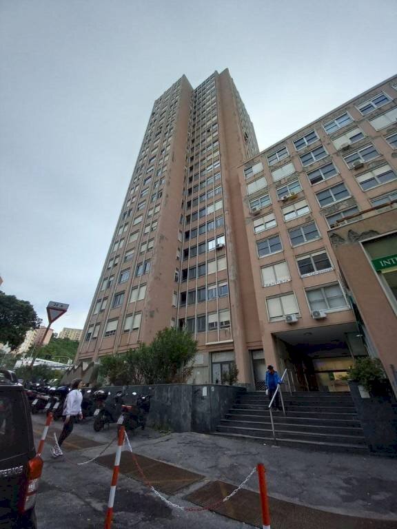 appartamento in vendita a Genova in zona Sampierdarena