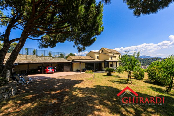 casa indipendente in vendita a Genova in zona Cornigliano