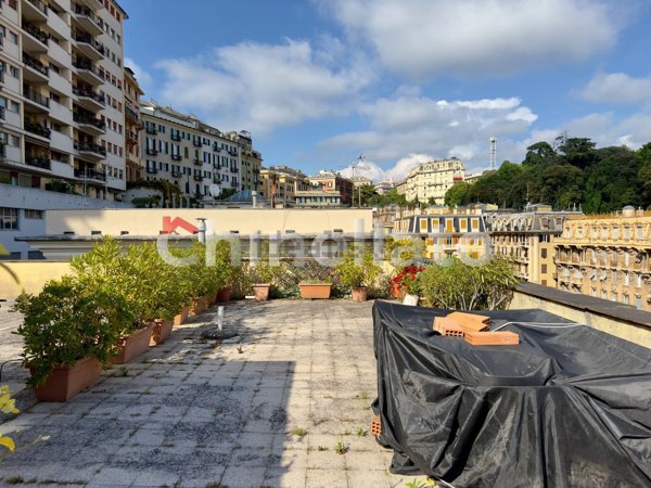 appartamento in vendita a Genova in zona Castelletto