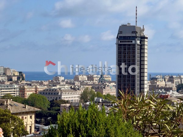 appartamento in vendita a Genova in zona Castelletto