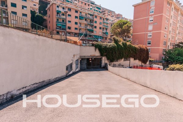 casa indipendente in vendita a Genova in zona Oregina