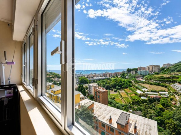 appartamento in vendita a Genova in zona Palmaro / Pra'