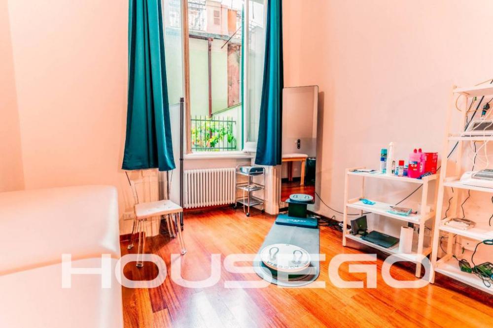 appartamento in vendita a Genova in zona Lagaccio / Granarolo