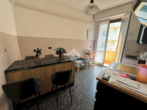 appartamento in vendita a Genova in zona Sampierdarena
